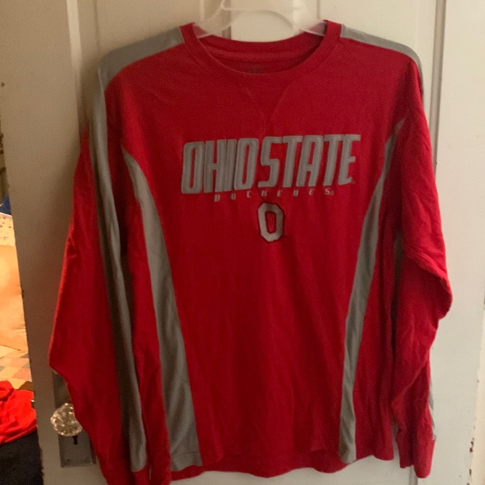 Ohio State long sleeve T-shirt.